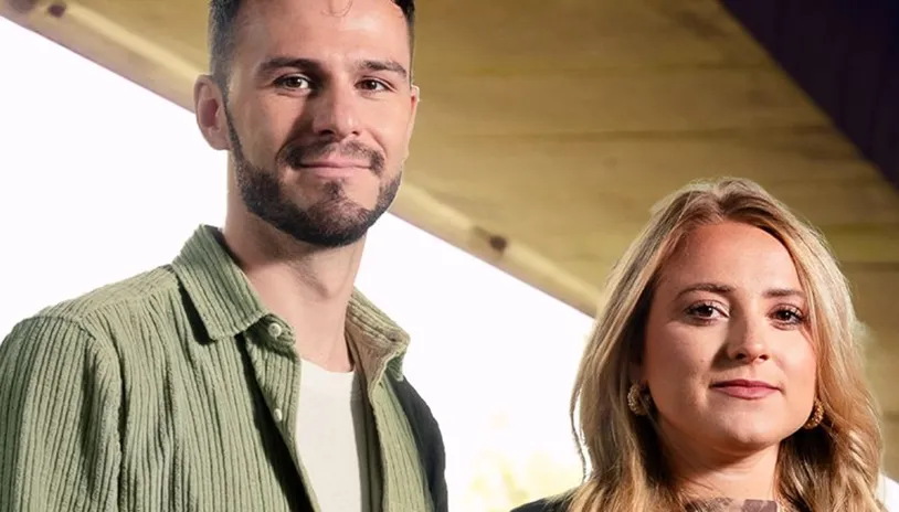 Y Byd ar Bedwar thumbnail