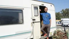 Bargain-Loving Brits in the Sun