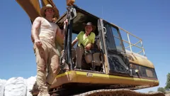 Outback Crystal Hunters