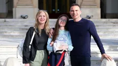 Rich Holiday, Poor Holiday