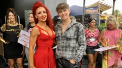 Bargain-Loving Brits in the Sun