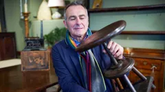 Paul Martin's Antiques Showdown