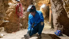 Gem Hunters Down Under