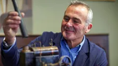 Paul Martin's Antiques Showdown