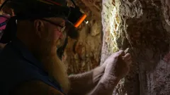 Outback Opal Hunters