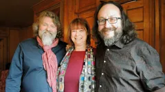 The Hairy Bikers' Pubs That Built Britain