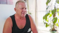 Bargain-Loving Brits in the Sun