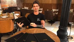 Celebrity Dinner Date