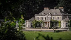 Royal Palaces at Christmas