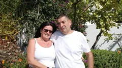 Bargain-Loving Brits in the Sun