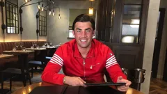 Celebrity Dinner Date