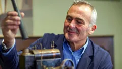 Paul Martin's Antiques Showdown