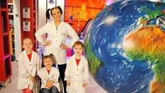 Nina and the Neurons