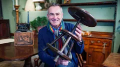 Paul Martin's Antiques Showdown