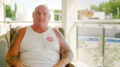 Bargain-Loving Brits in the Sun