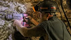 Outback Opal Hunters