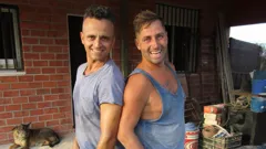 Bargain-Loving Brits in the Sun