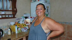 Bargain-Loving Brits in the Sun