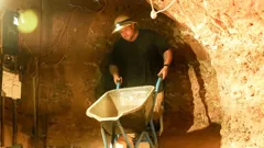 Outback Crystal Hunters