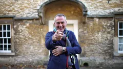 Paul Martin's Antiques Showdown