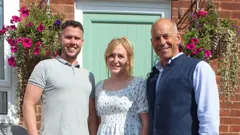 Kirstie and Phil's Love It or...