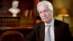 Secrets of the Royal Palaces