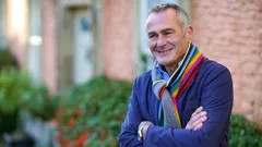 Paul Martin's Antiques Showdown