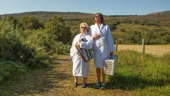Extraordinary Escapes with...