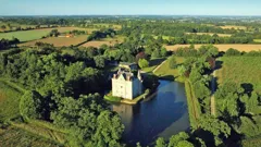 Escape to the Chateau