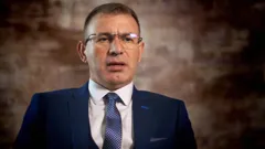 Nightmare Tenants, Slum Landlords